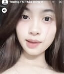 Ai muốn xoá quần áo ghép mặt vào video vô phần bình luận