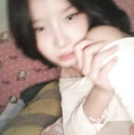 Em Lê Ngọc Kiều Trang đang địt cũng phải cười 1 cái????