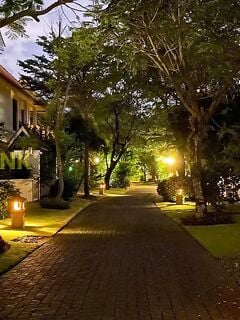 Cô vợ dâm mông bự và câu chuyện sau kết hôn (Phần 1)