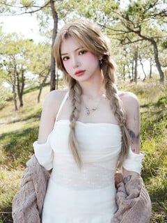 link dưới mô tả