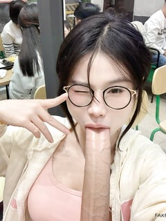 bé Trinhluu bú cặc (bot trong mô tả)