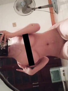 Gái non khoe hàng xem thêm ở mô tả