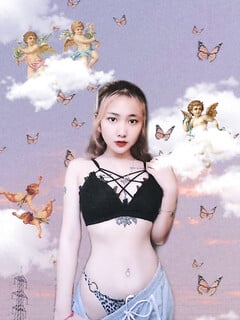 Ngọc Hoa sinh viên năm cuối đang học ở bình dương