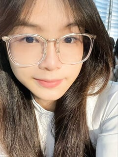 Em sinh viên 2k7 ngon xinh iu