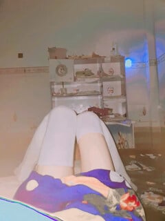 Call bé học sinh show nước lênh láng