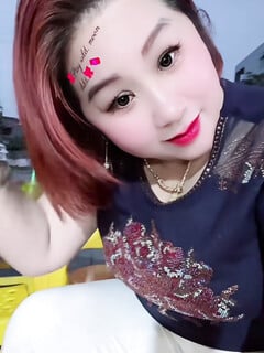 Cô đồng ngọc lệ