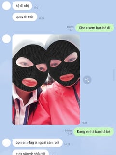 Giả gái gạ bé học sinh show. Lồn  non múp vú bự