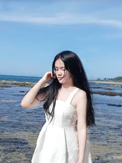 lột đồ bé dáng ngon