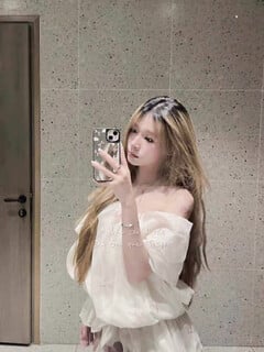 Lưu hường 2k8 gái xinh loli mình dây