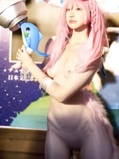 nhận lột đồ và hiệu ứng(ib ở mô tả)