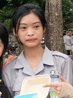 Em gái *** gạ đụ