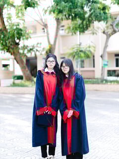 Lớp toàn hàng ngon ước gì đc bú