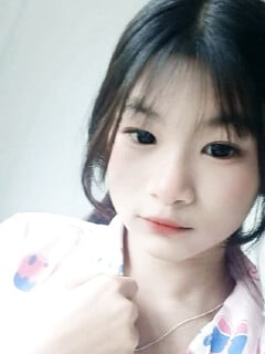 Ngon xinh jon, video e nó ở album của em