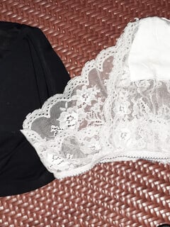 Cháu gái tôi ngủ say