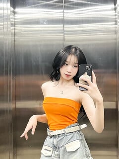 Lột đồ tiktoker