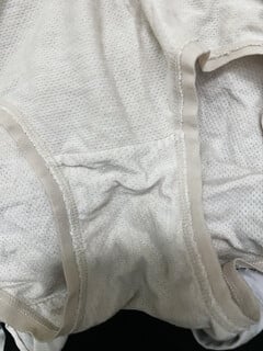 quần lót của chị gái ruột mình