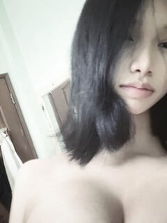 lộ link bé uyên 2k6 mới nhú tập chat sex, có infor cho ae