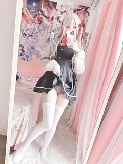 Em gái cosplay t tìm từ mấy ảnh tiktok sang :)))
