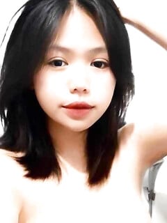 Mấy e gái rau non có in4