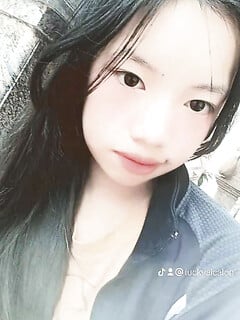 Tiếp tục lên các con hàng nhá (có zép lào nhiều em)