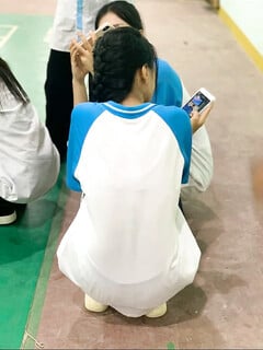 Tướng múp của các em THPT lộ áo vú