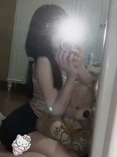 Ảnh em gái lồn non siu mup