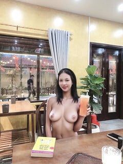 Cô giáo dạy tiếng của tui,