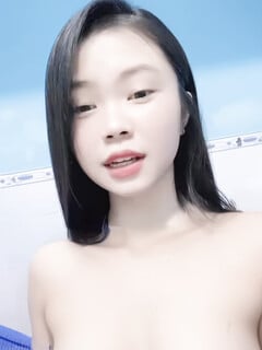 Em yến phương lồn hồng hào ai muốn fb đụ liên hệ mình