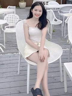 Gái xinh lột đồ
