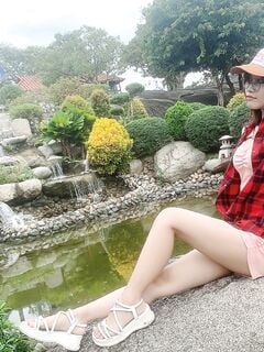 Duyên Bướm: Cô thư ký dâm đãng dùng lồn ký hợp đồng