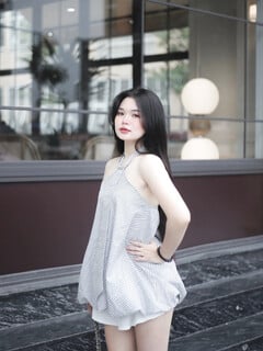 Chị gái Minh Anh 2k3 múp rụp quê Nghệ An