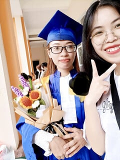 Lột đồ em gái Thuỷ Ly