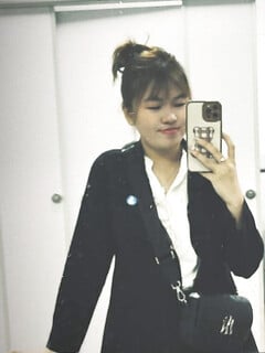 Lột đồ em Trinh vú bự