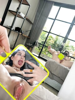 Bộ ảnh khoe loz của em gái tây Sunnyvlady