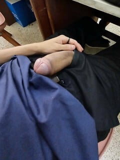 Cặc nứng thèm xả tinh