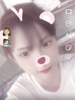 Nhìn em nó ngon quá