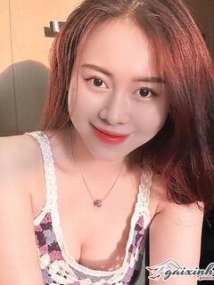 Lên cho anh em 2 idol bận đồ sexy vãi ò lunn