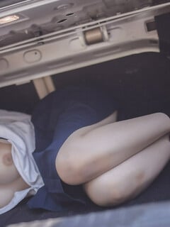 Em cosplay học sinh bị bắt cóc