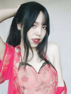 Lâm Thị Tú Hòa Onlyfans