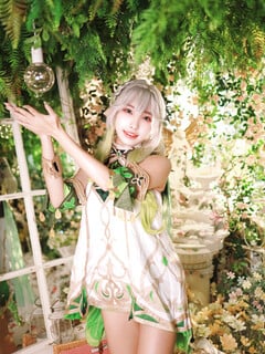 Nahida cho anh em nào thích loli nhưng vú vẫn phải bự