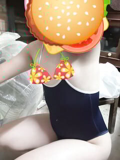 Nửa đêm em bị nứng lồn hk biết coá anh Nào muốn chơi 🤭