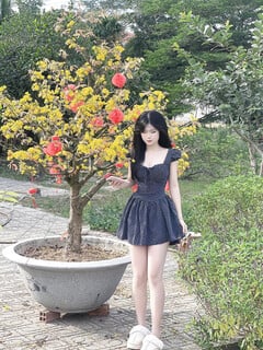 lột đồ em thanh thúy 2k10