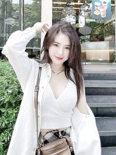 Ae muốn lột đồ ai thì xem ở mô tả