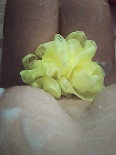 Thu Huyền show bướm