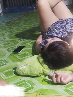 Tướng người dì út nằm tướng này đụ bắn tinh đầy tin